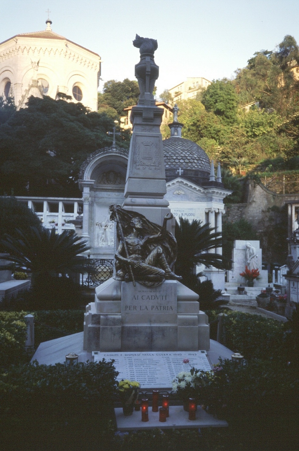 monumento funebre, opera isolata di Ersanilli Roberto (primo quarto sec. XX)