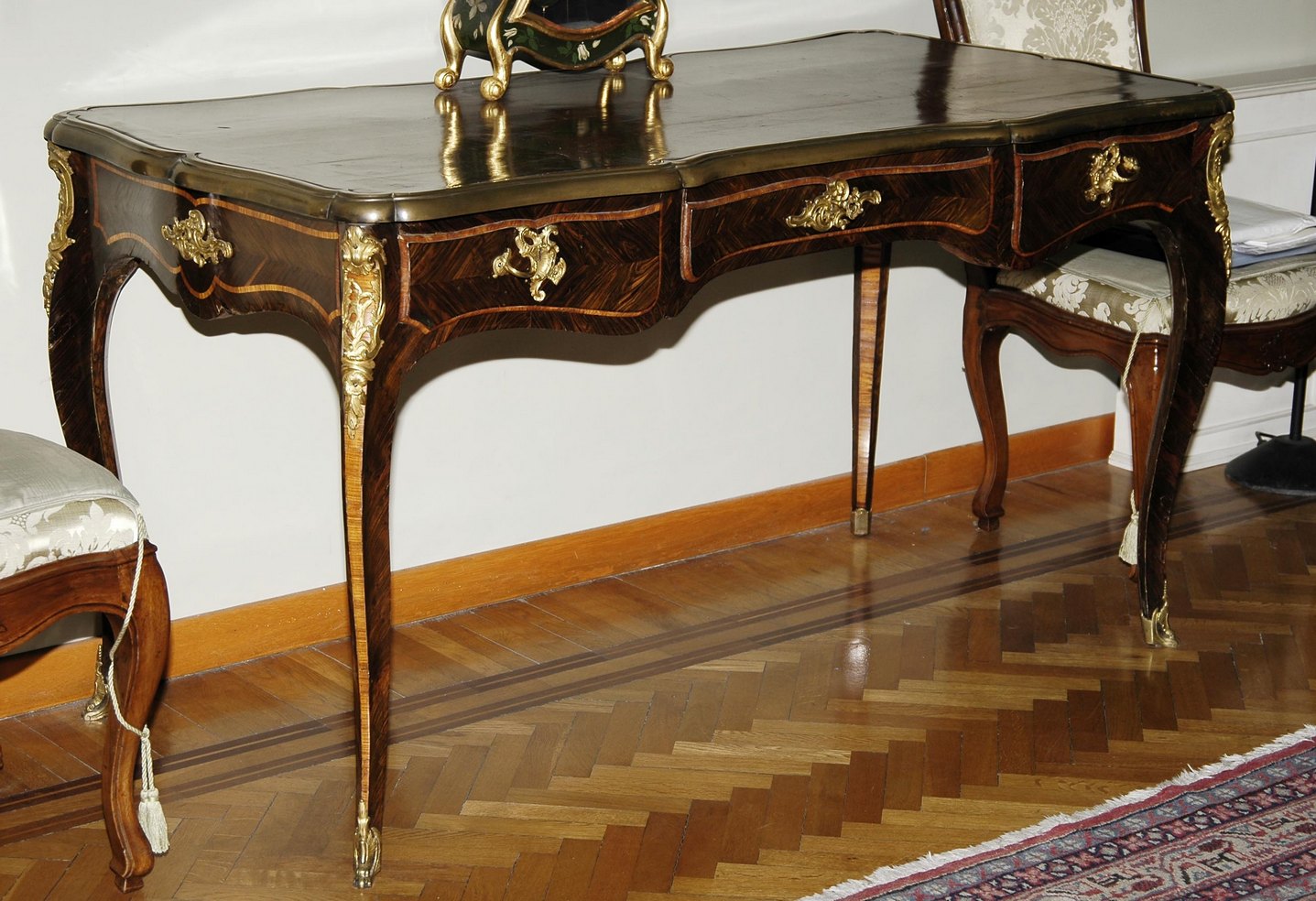 scrivania, opera isolata - ambito genovese (terzo quarto sec. XVIII)