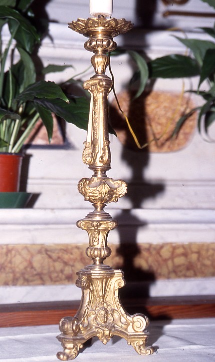 candeliere d'altare, serie - ambito ligure (prima metà sec. XVIII)