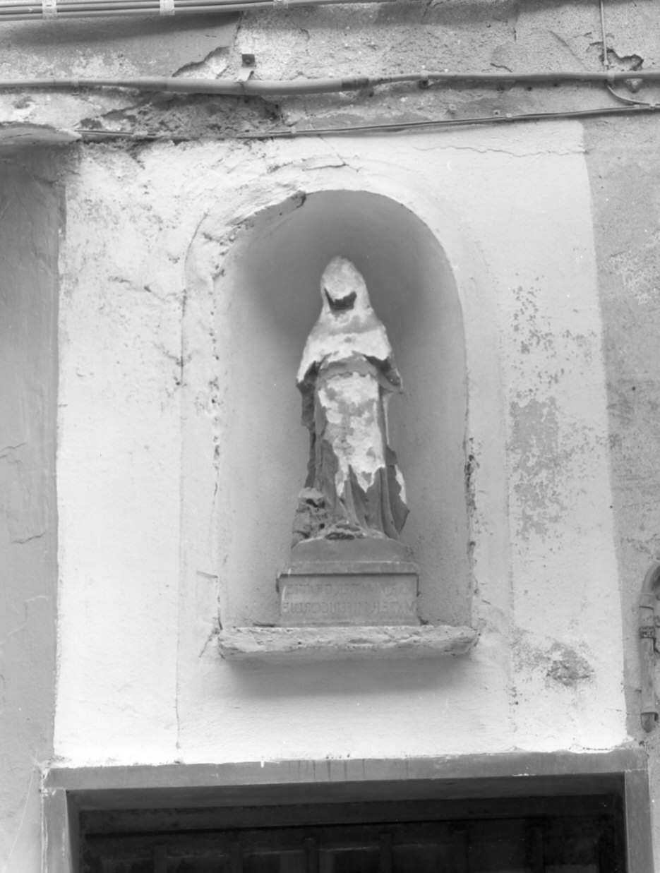 Madonna con Bambino (statuetta, opera isolata) - bottega ligure (secc. XVII/ XIX)