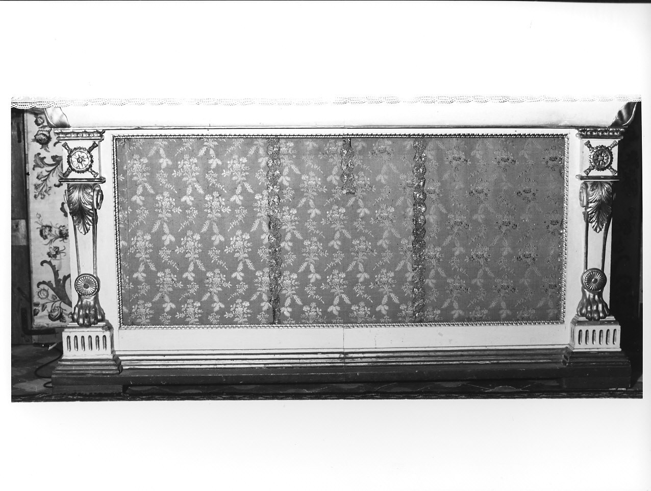 motivi decorativi vegetali (paliotto, opera isolata) - manifattura ligure (?) (fine sec. XVIII)