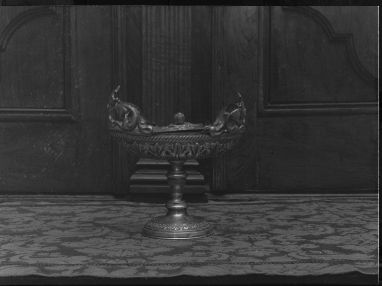 motivi decorativi floreali (navicella portaincenso, opera isolata) - bottega italiana (sec. XX)