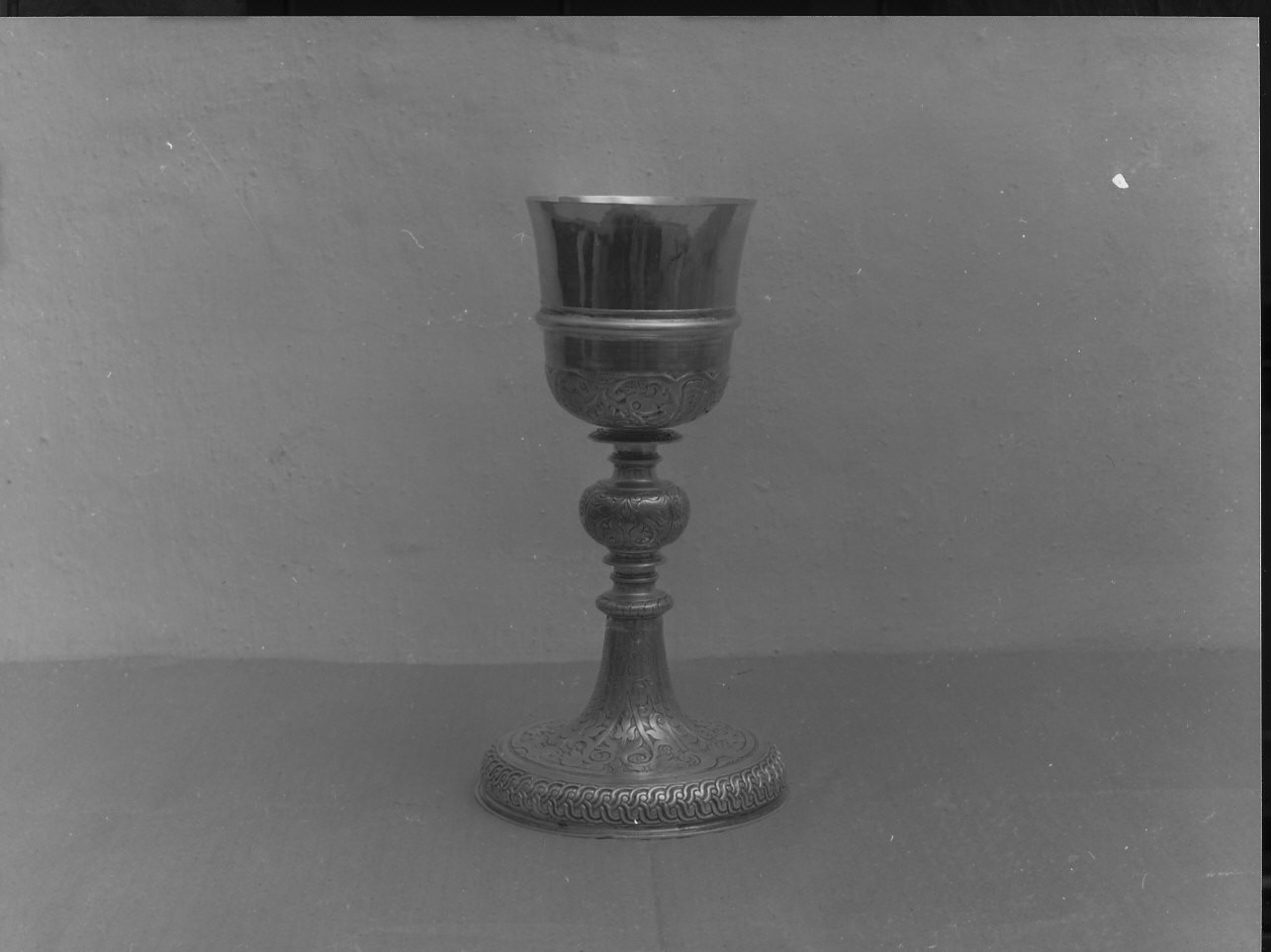 motivi decorativi vegetali (calice, opera isolata) - bottega italiana (sec. XVIII)