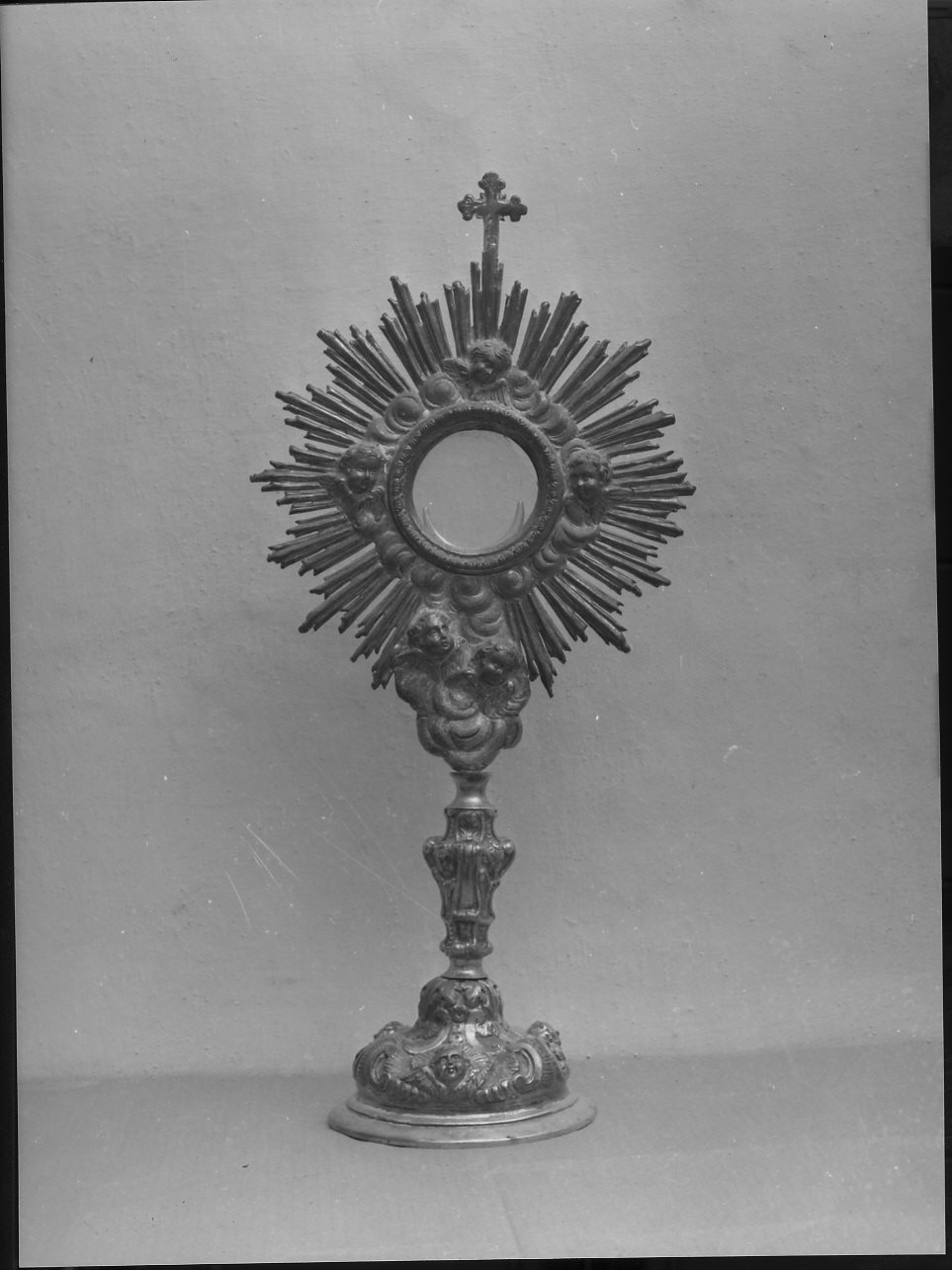 cherubini e motivi decorativi a volute (ostensorio, opera isolata) - bottega ligure (sec. XIX)