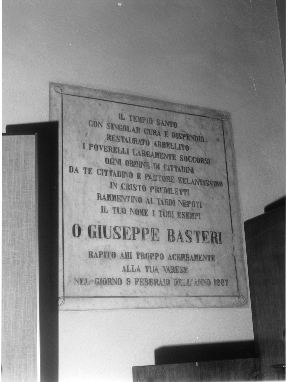 lapide celebrativa, opera isolata - bottega italiana (ultimo quarto sec. XIX)