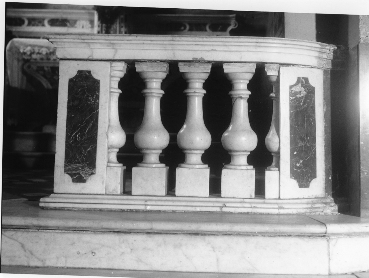 balaustrata di altare, opera isolata - bottega italiana (terzo quarto sec. XVIII)