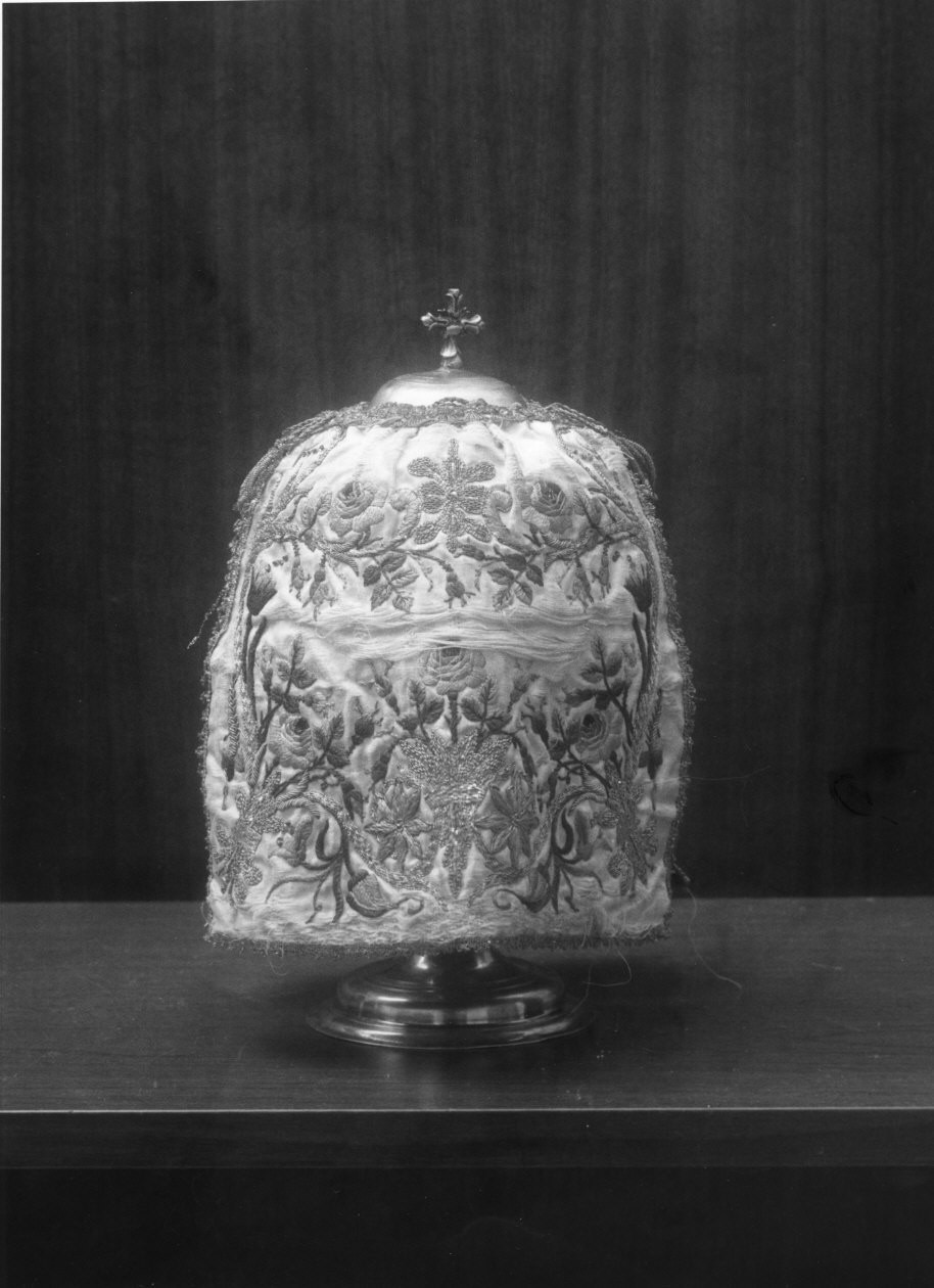 motivi decorativi vegetali (conopeo di pisside, opera isolata) - manifattura ligure (fine sec. XVIII)