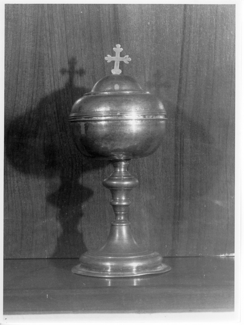 pisside, opera isolata - bottega ligure (sec. XVIII)