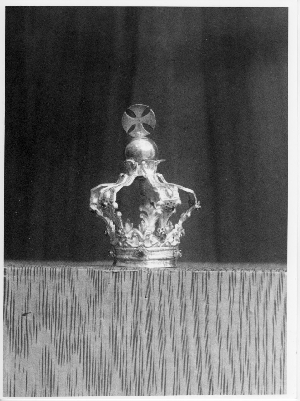 corona da statua, opera isolata - bottega ligure (primo quarto sec. XIX)