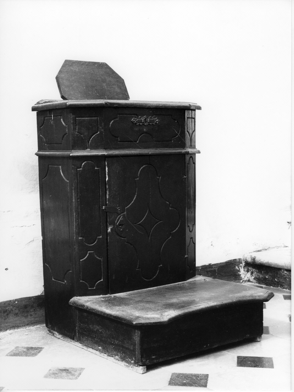 inginocchiatoio, opera isolata - bottega ligure (sec. XVIII)