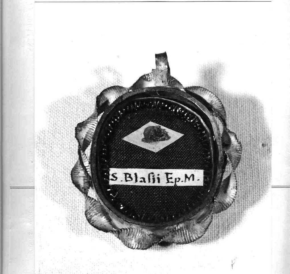 reliquiario a capsula - a pendente, opera isolata - bottega ligure (primo quarto sec. XIX)