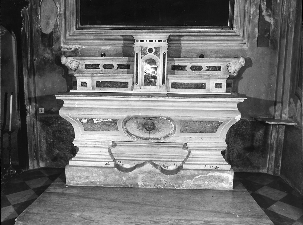 motivi decorativi geometrici/ testa alata (altare, insieme) - bottega ligure (sec. XVIII)