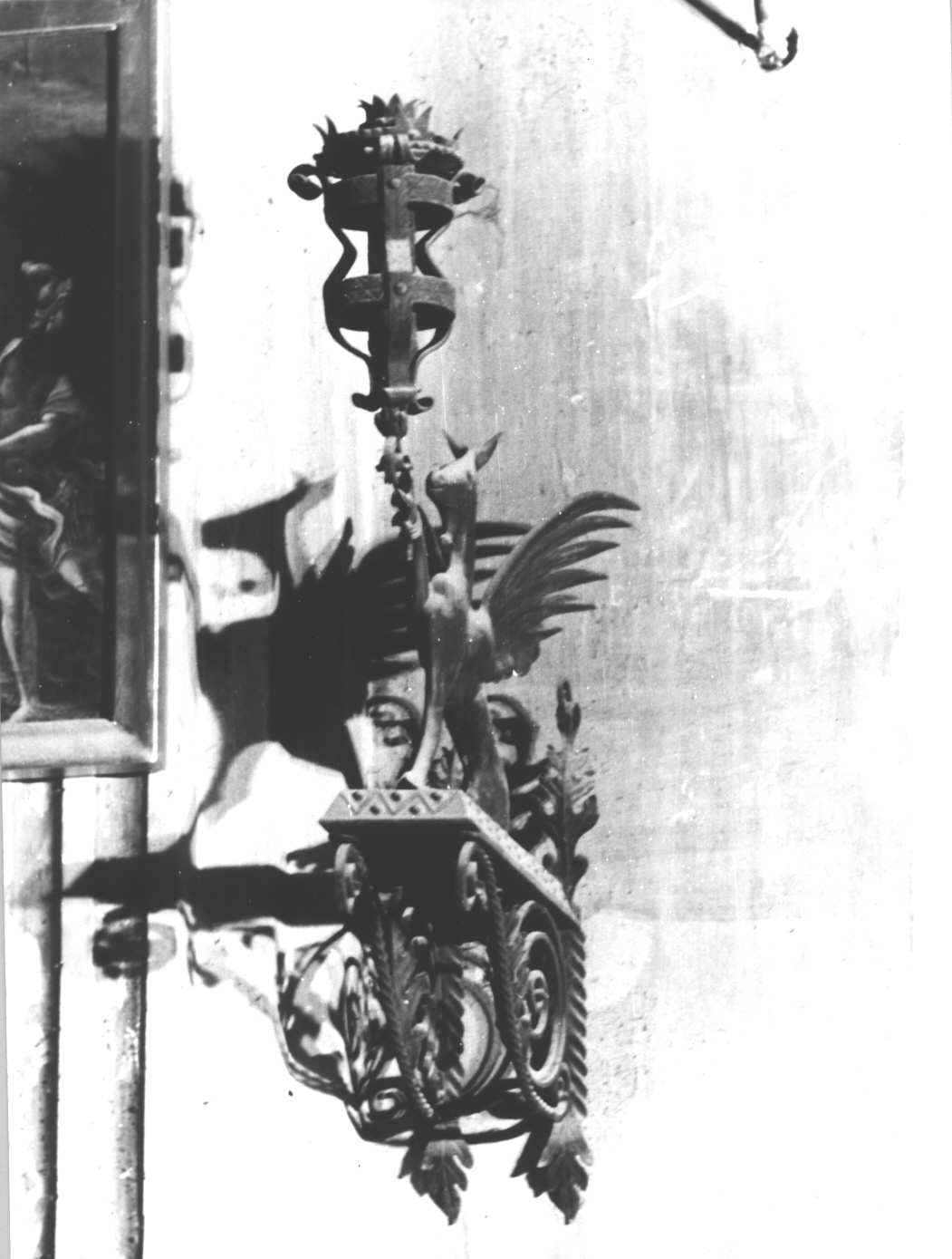 grifone/ motivi decorativi vegetali (portafiaccola, opera isolata) - bottega ligure (sec. XIX)