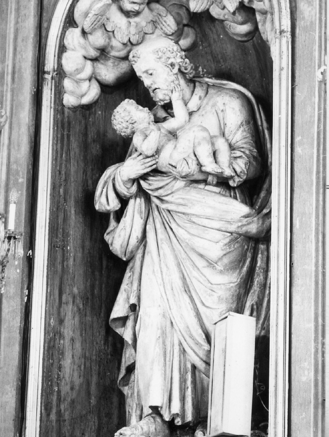 San Giuseppe e Gesù Bambino (scultura, serie) di Garaventa Giovanni Battista (sec. XIX)