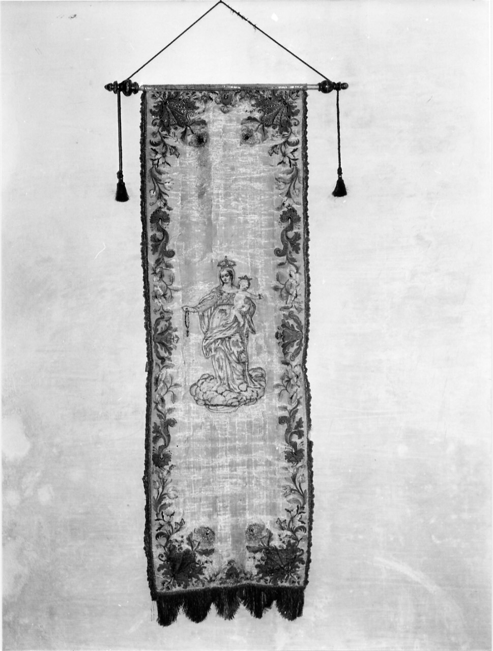 Madonna con Bambino (stendardo, opera isolata) - manifattura italiana (sec. XIX)