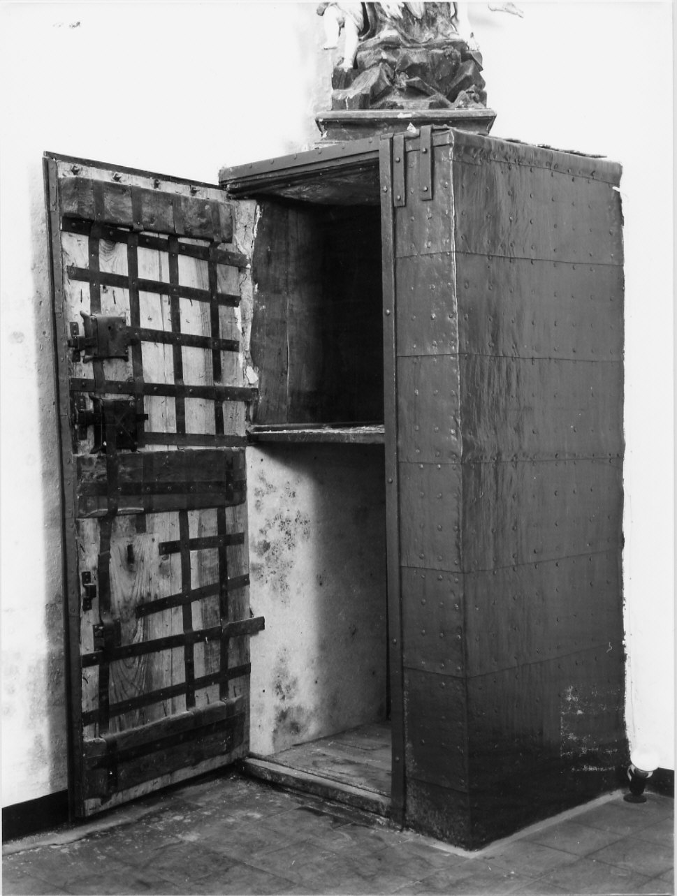 cassaforte, opera isolata - bottega ligure (fine/inizio secc. XVII/ XVIII)