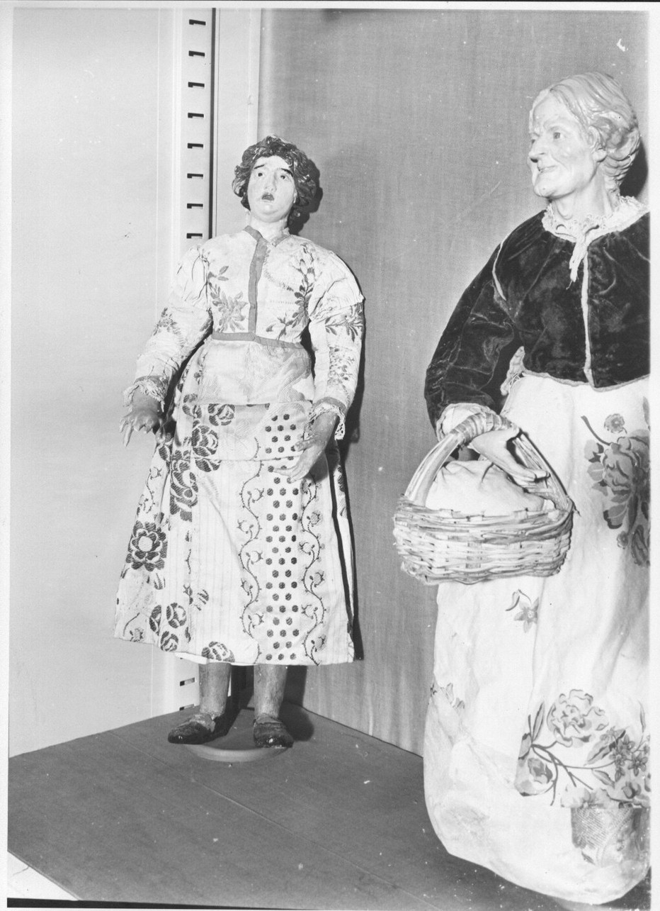 giovane donna (statuetta di presepio, elemento d'insieme) - bottega ligure (fine/inizio secc. XVIII/ XIX)