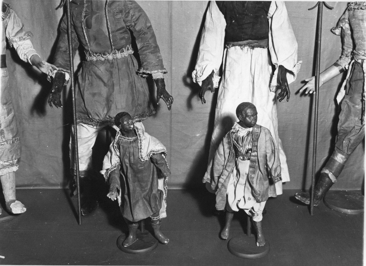 paggio moro (statuetta di presepio, coppia) - bottega italiana (fine/inizio secc. XVIII/ XIX)