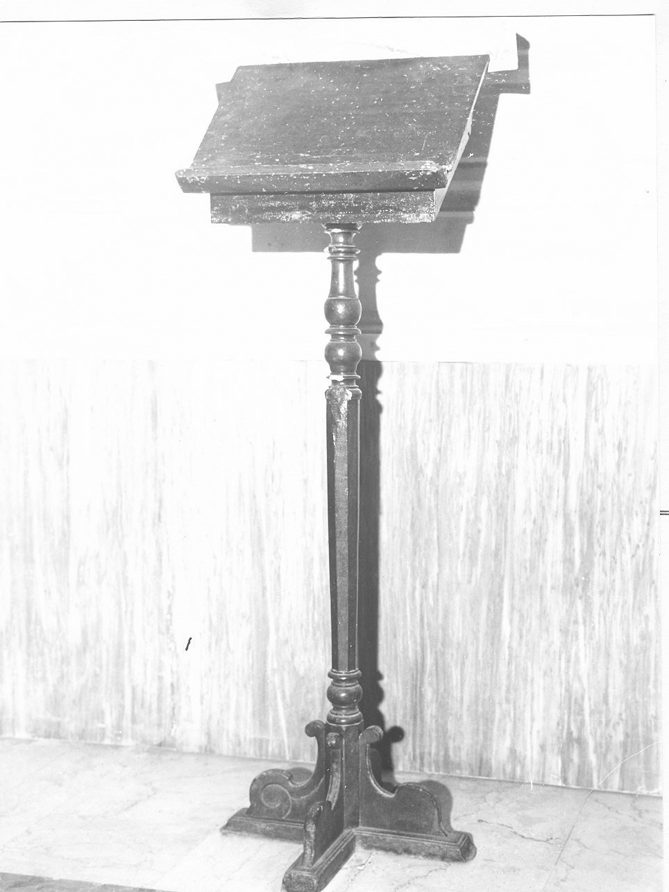 leggio a fusto, opera isolata - bottega ligure (sec. XIX)