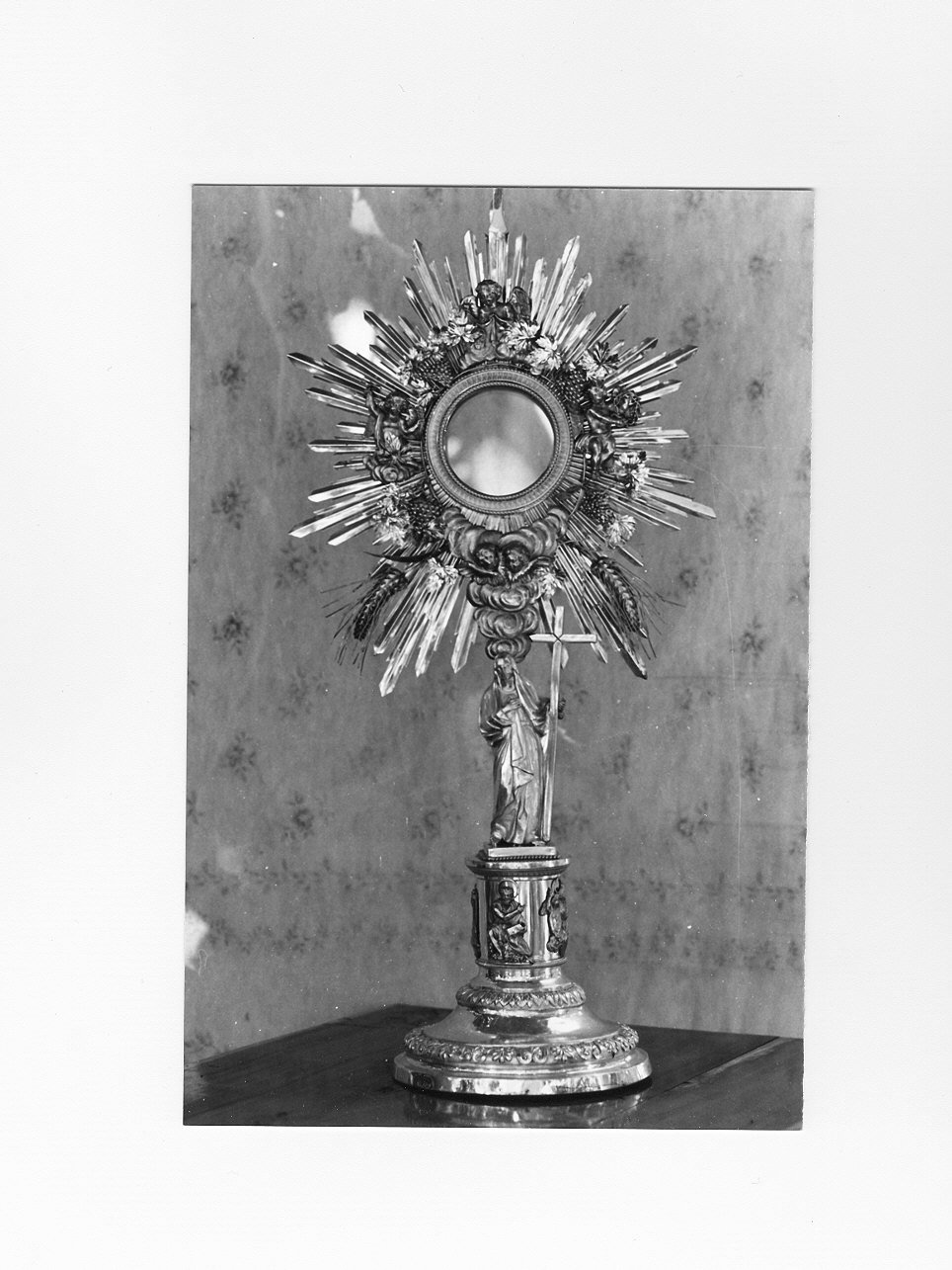 evangelisti/ Fede/ angioletti con simboli della Passione (ostensorio - a raggiera, opera isolata) - bottega genovese (prima metà sec. XVIII)