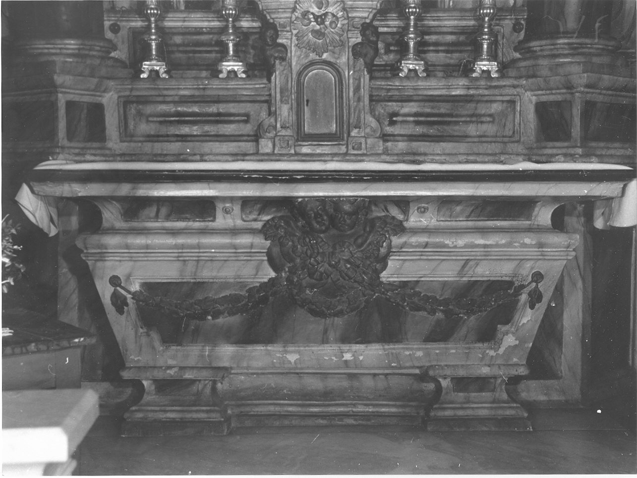 colomba dello Spirito Santo fra due angioletti (altare, opera isolata) - bottega italiana (fine sec. XVII)