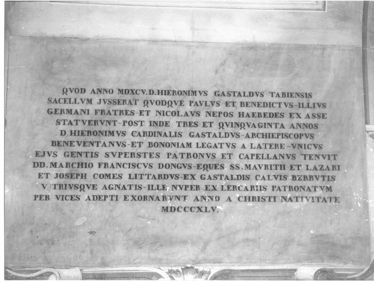 lapide tombale, opera isolata - bottega italiana (metà sec. XIX)