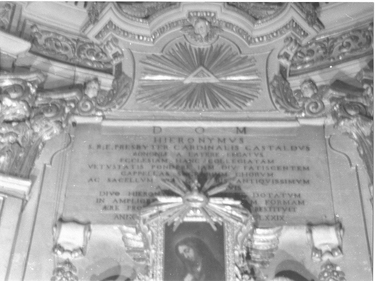 lapide commemorativa, opera isolata - bottega italiana (ultimo quarto sec. XVII)