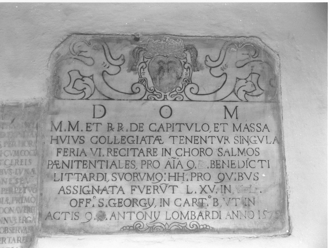 lapide documentaria, opera isolata - bottega italiana (ultimo quarto sec. XVI)