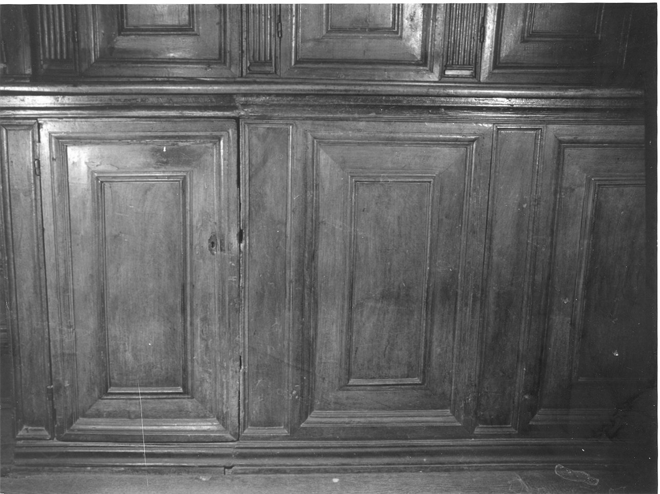 armadio da sacrestia, opera isolata - bottega italiana (ultimo quarto sec. XVII)