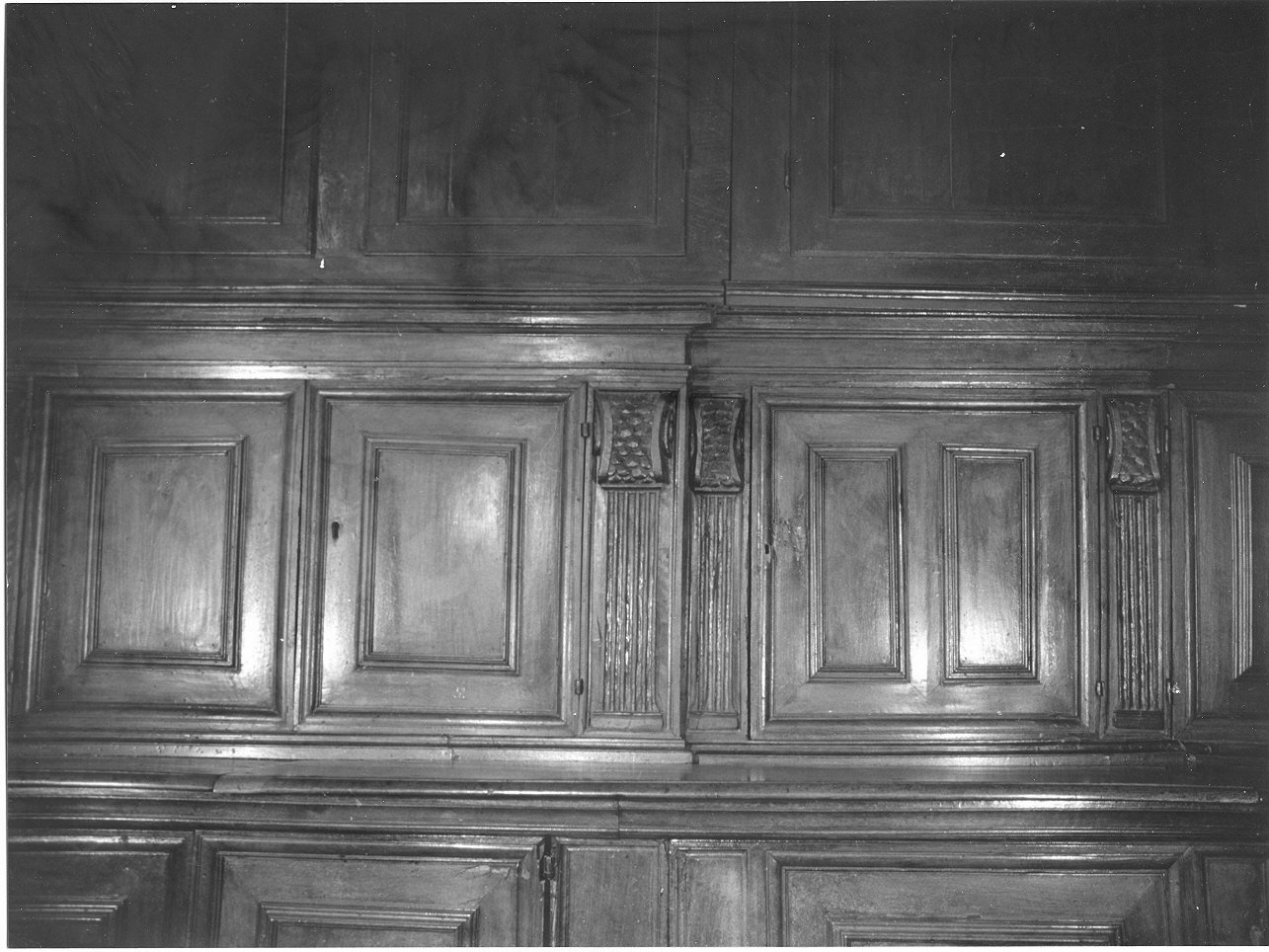 armadio da sacrestia, opera isolata - bottega italiana (ultimo quarto sec. XVII)