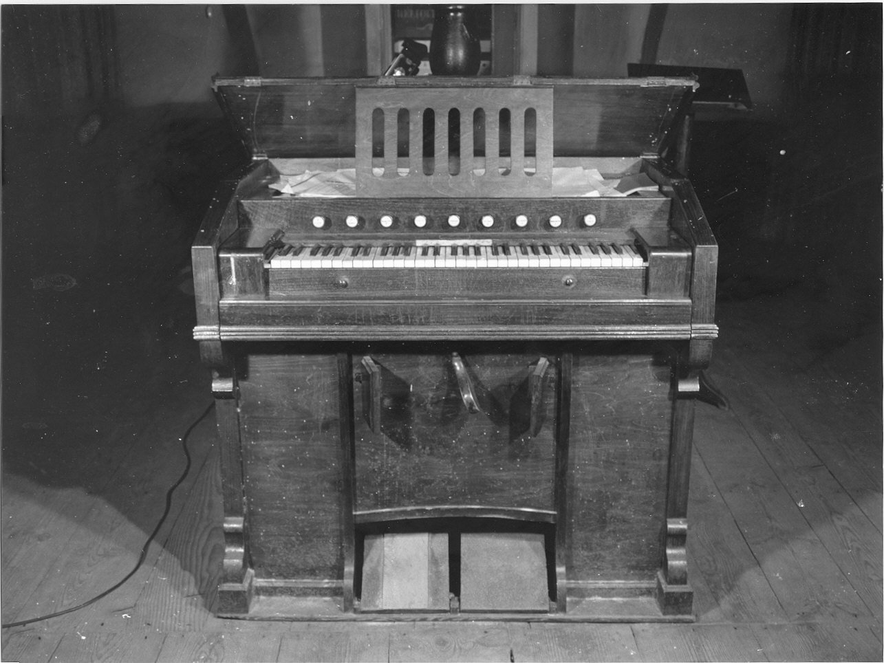 harmonium, opera isolata di Aggio Cesare, Aggio Luigi (fine sec. XIX)