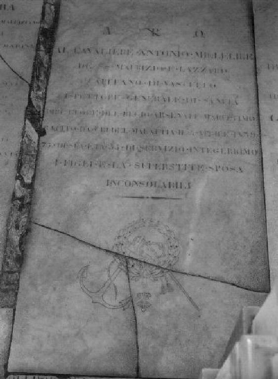 ancora e spadino entro clipeo laureato (lapide tombale) - bottega ligure (prima metà sec. XIX)