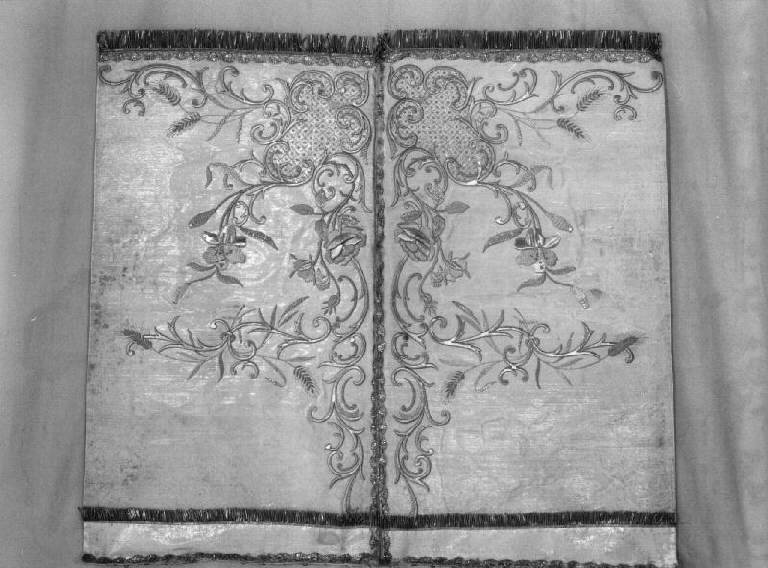 conopeo di tabernacolo - manifattura ligure (prima metà sec. XX)