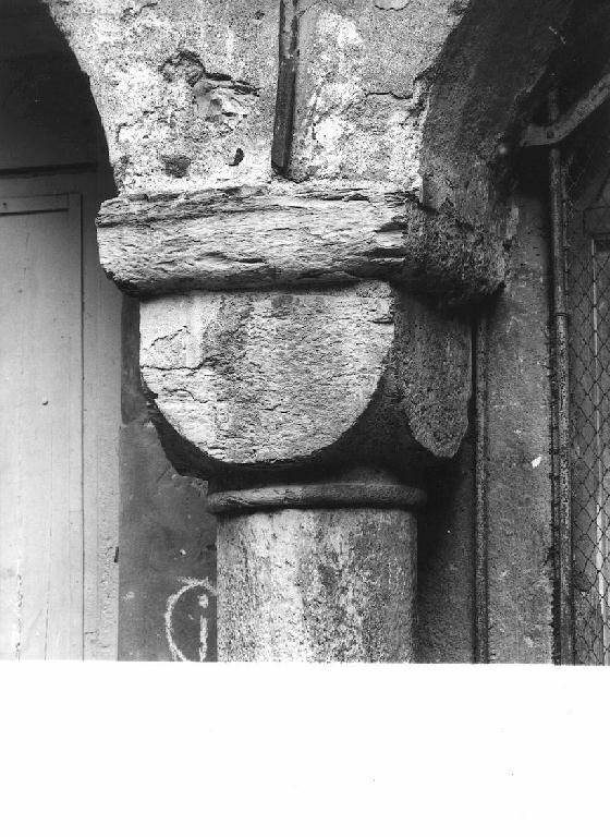 capitello di colonna - bottega genovese (prima metà sec. XII)