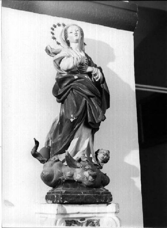 Madonna Immacolata (gruppo scultoreo) di Maragliano Anton Maria (bottega) (prima metà sec. XVIII)