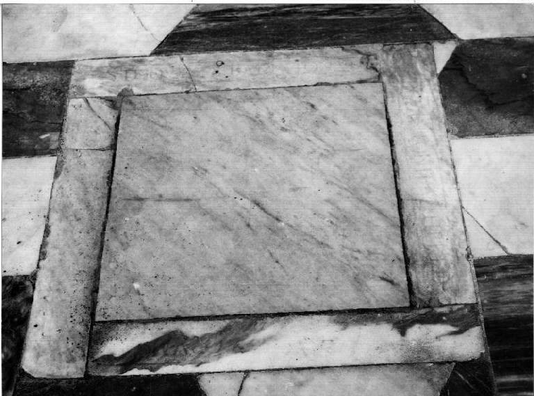 lapide tombale - bottega genovese (sec. XVII)