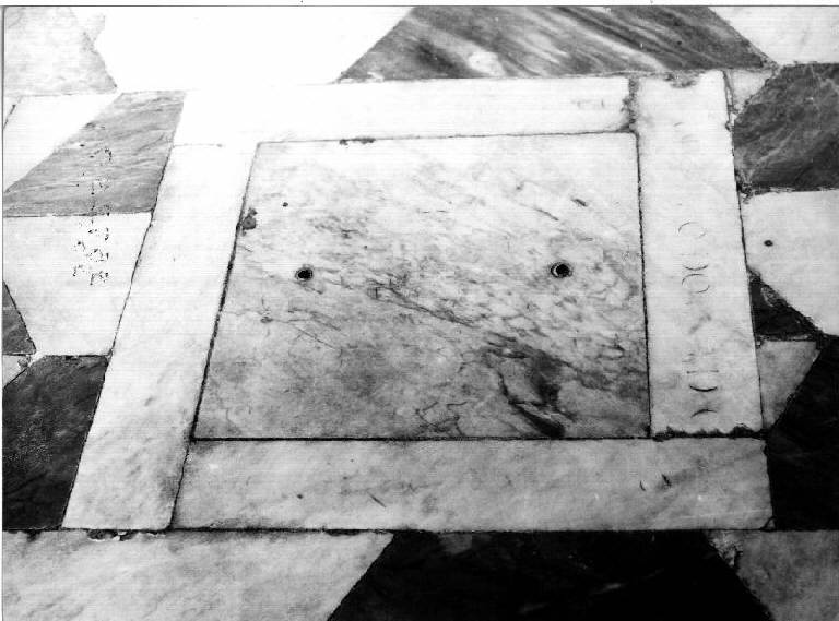 lapide tombale - bottega genovese (metà sec. XVI)