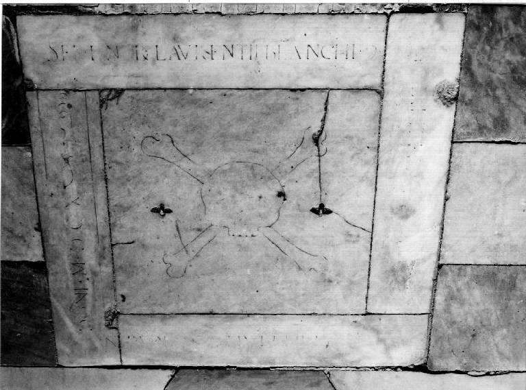 teschio (lapide tombale) - bottega genovese (primo quarto sec. XVII)