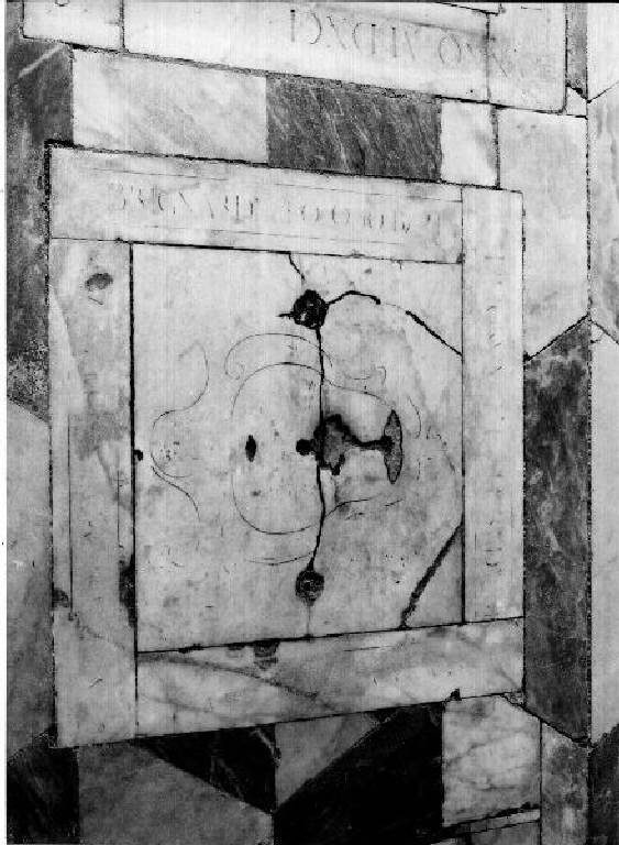 lapide tombale - bottega genovese (secondo quarto sec. XVI)