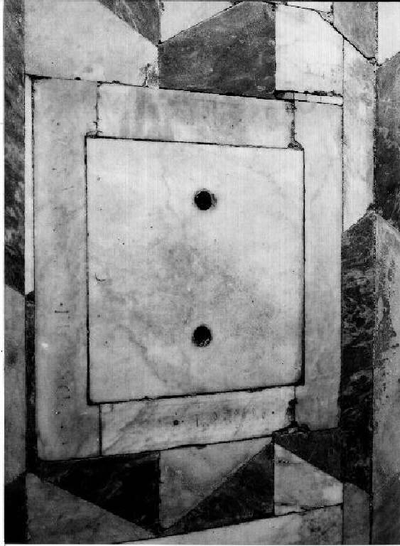 lapide tombale - bottega genovese (metà sec. XVI)