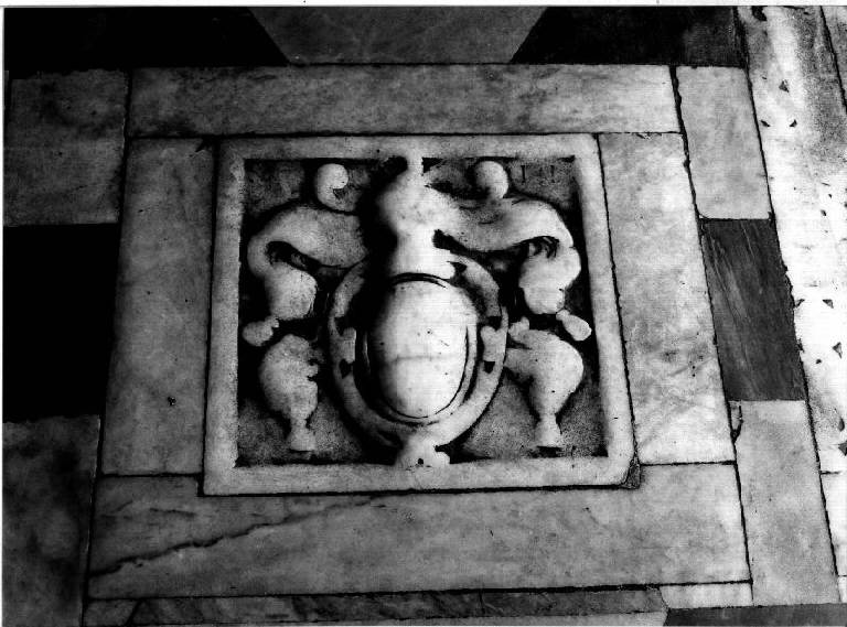 stemma (lapide tombale) - bottega genovese (ultimo quarto sec. XVI)