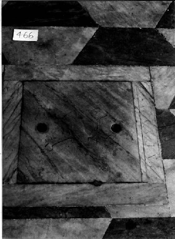 lapide tombale - bottega genovese (primo quarto sec. XVII)