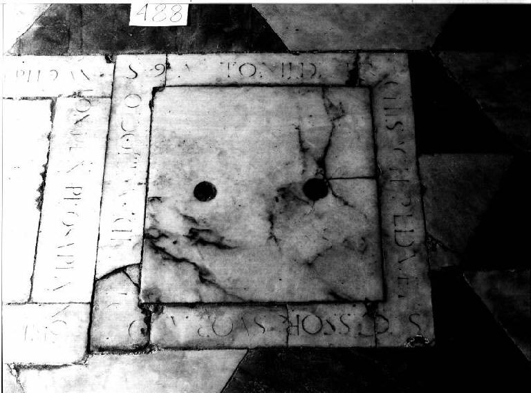 lapide tombale - bottega genovese (terzo quarto sec. XVI)