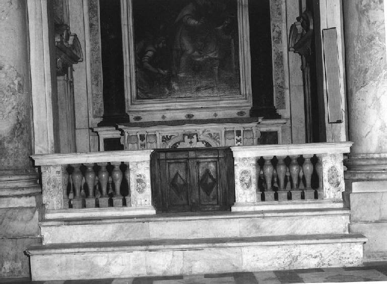 balaustrata di altare, elemento d'insieme di Orsolino Battista (attribuito) (fine/inizio secc. XVI/ XVII)
