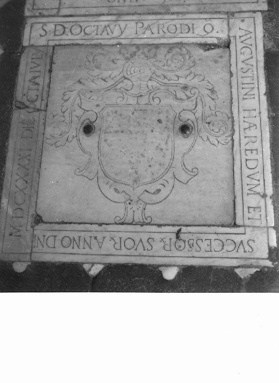 lastra tombale - PRODUZIONE LIGURE (metà sec. XVII)