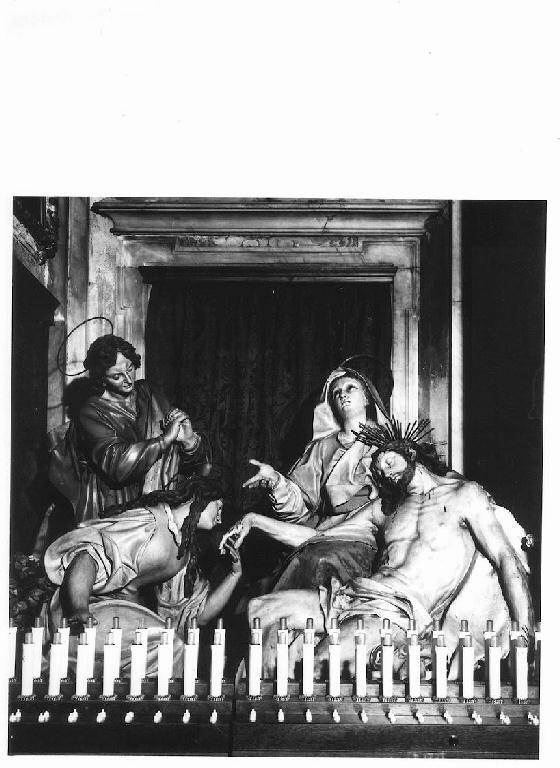 Pietà (gruppo scultoreo) di Maragliano Anton Maria (primo quarto sec. XVIII)
