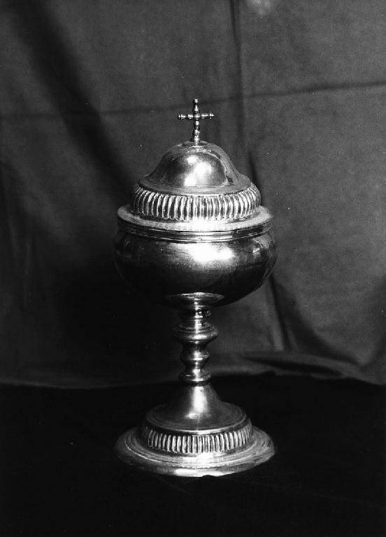 pisside - PRODUZIONE LIGURE (ultimo quarto sec. XVIII)