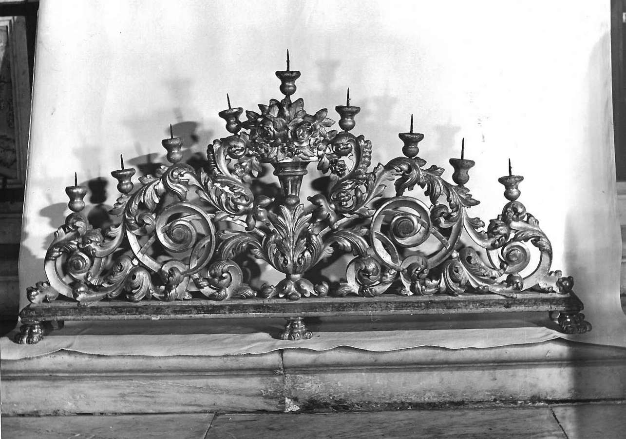 candelabro, opera isolata - bottega italiana (secc. XVIII/ XIX)