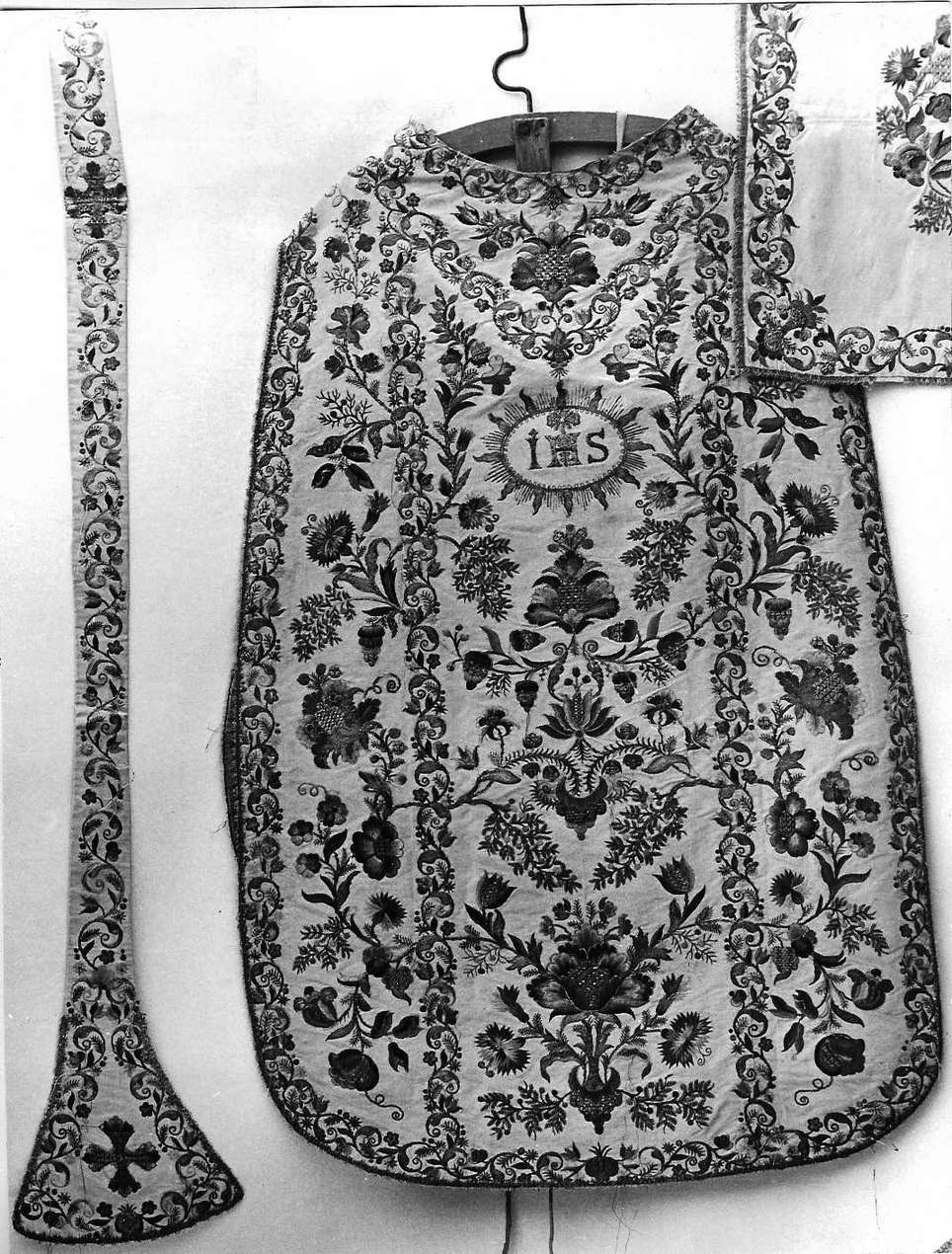 paramento liturgico, insieme - manifattura genovese (sec. XIX)