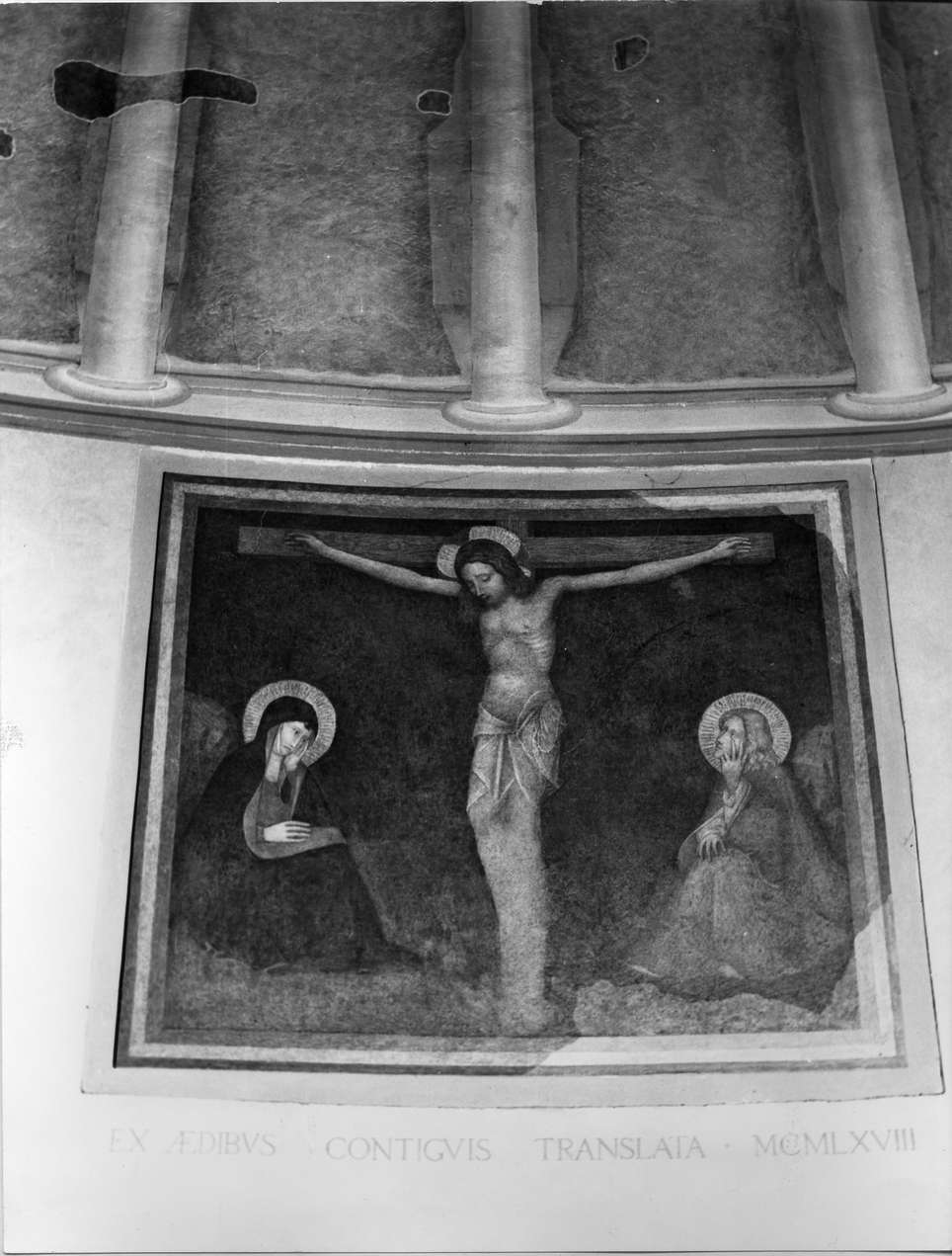 crocifissione di Cristo con la Madonna e San Giovanni Evangelista (dipinto, opera isolata) - ambito italiano (sec. XV)